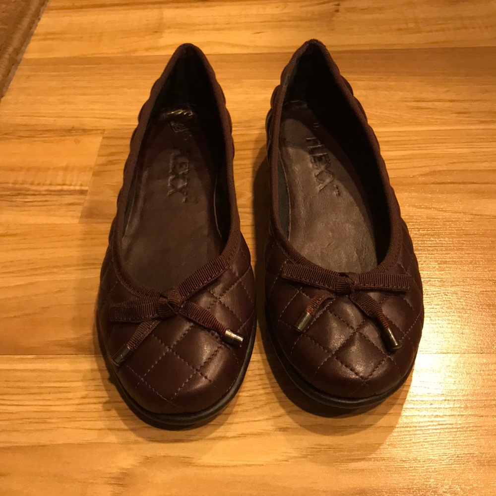 NIB The Flexx Maroon Quilted Flats Size 5.5